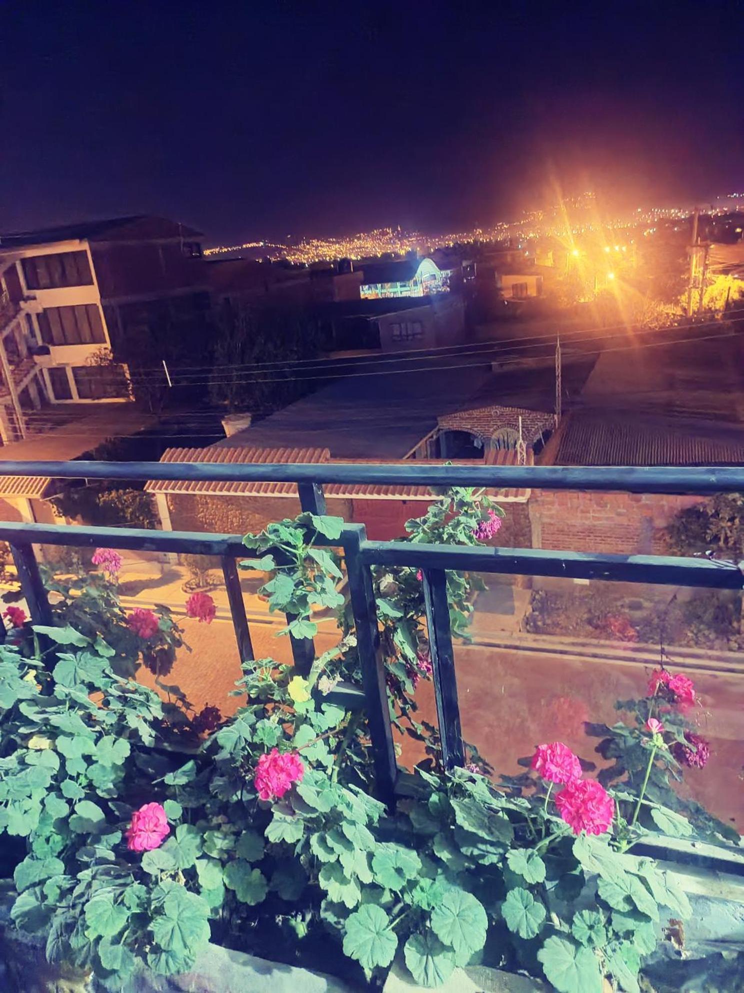 Casa Qura Qura Hostel Cochabamba Ngoại thất bức ảnh